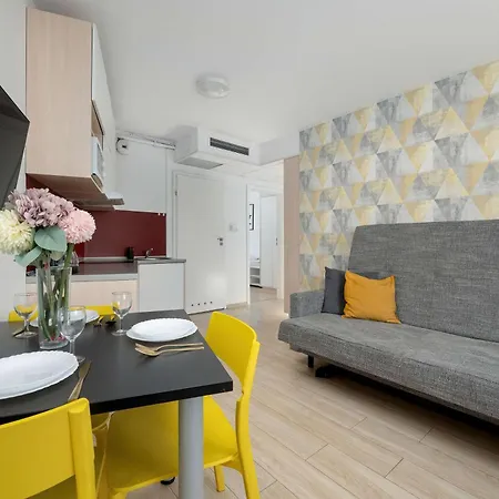 Funkcjonalny Praca Zdalna W Doskonalej Lokalizacji Wroclawia By Renters Wrocław