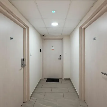 Funkcjonalny Praca Zdalna W Doskonalej Lokalizacji Wroclawia By Renters Διαμέρισμα